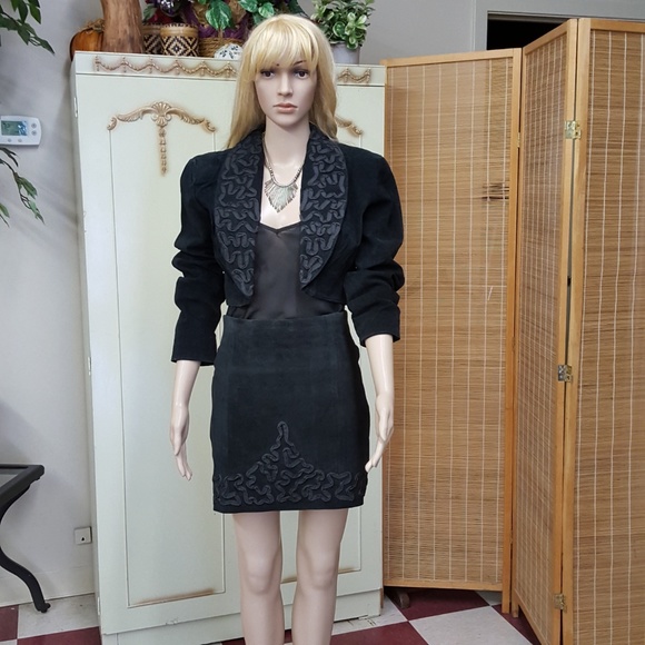 Vintage  Quality Suede Bolero and mini skirt set. Small. - Picture 1 of 8